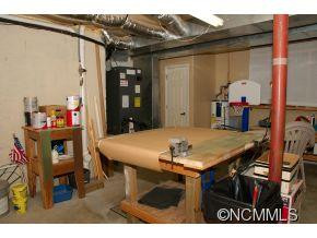 1764 SUMMIT DRIVE - Photo 9
