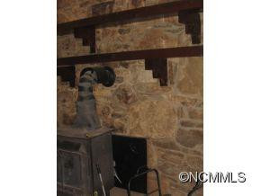 423 Haw Branch Road - Photo 4