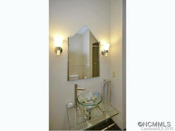 21 BATTERY PARK UNIT 604 - Photo 17
