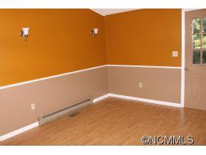 187 Moody Avenue - Photo 4