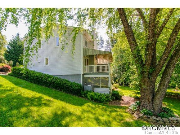 54 Hollybrook Dr