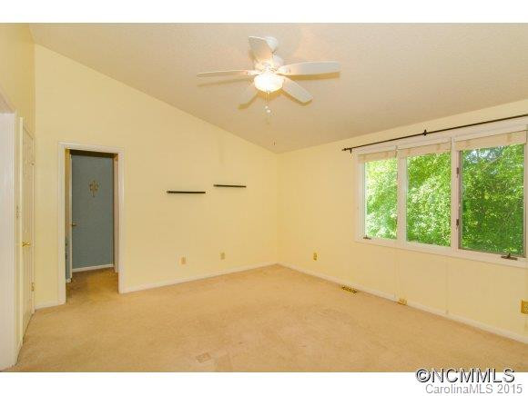 54 Hollybrook Dr - Photo 12