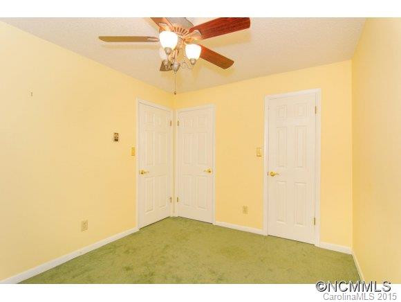 54 Hollybrook Dr - Photo 16