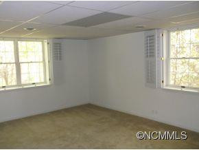 7 GREENBRIAR WOODS CIRCLE - Photo 13