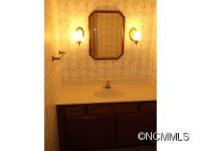 7 GREENBRIAR WOODS CIRCLE - Photo 15
