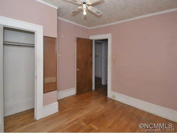 87 PERSHING ROAD - Photo 8
