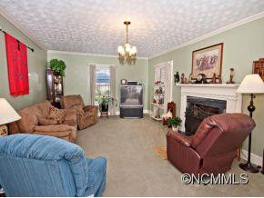 10 DIVISION STREET - Photo 3