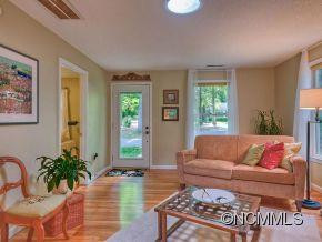 715 Laurel Ave. - Photo 4