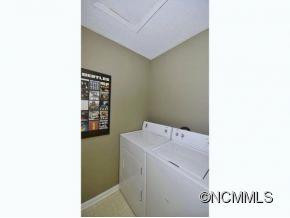 10 WESTMINSTER DRIVE - Photo 15