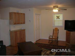 931 Tiney Road - Photo 3