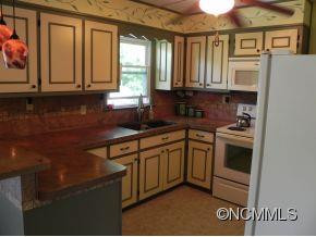 14 Douglas Road - Photo 2