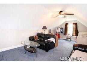 2056 Emmas Grove Road - Photo 14