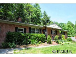 34 E LAKEVIEW RD