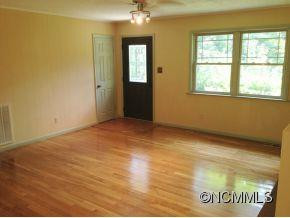 34 E LAKEVIEW RD - Photo 2