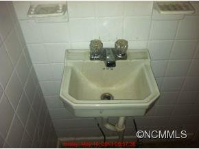 160 Kings Drive - Photo 9