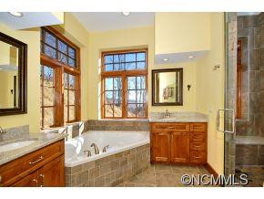 107 Fincher Mountain Road - Photo 11