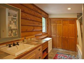906 Parkway North - Photo 13