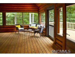 906 Parkway North - Photo 3