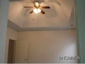 324 Pole Barn - Photo 14