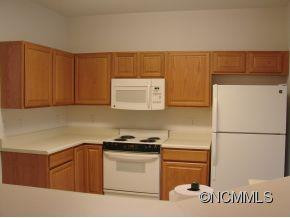 324 Pole Barn - Photo 10