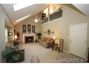 208 Riverbirch Drive - Photo 3