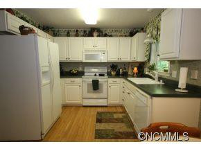 208 Riverbirch Drive - Photo 4