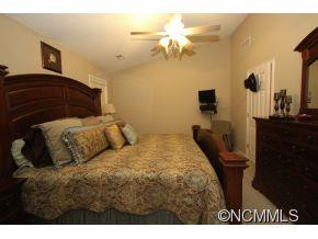 208 Riverbirch Drive - Photo 8