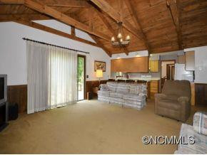 5 CAROLEWOOD - Photo 7