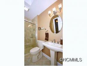  - Photo 12