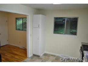 242 Brooklyn Lane - Photo 18