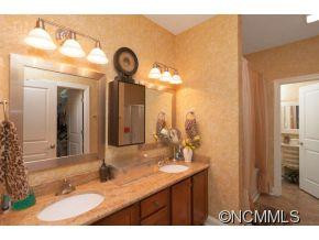 131 Fox Creek Drive - Photo 14