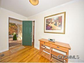 506 CARSON DRIVE (2) - Photo 2