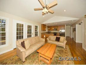 506 CARSON DRIVE (2) - Photo 4