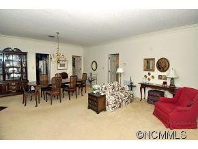 400 Charlotte Street #402 - Photo 4