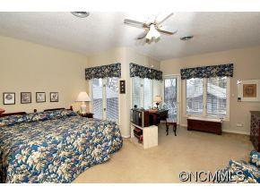 400 Charlotte Street #402 - Photo 8