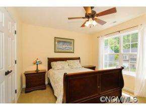 8 Dansford Lane - Photo 16