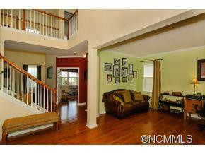 8 Dansford Lane - Photo 3