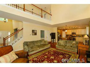 8 Dansford Lane - Photo 4