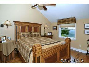 572 Multiflora Way - Photo 12