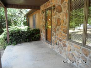28 Spring Lane - Photo 14