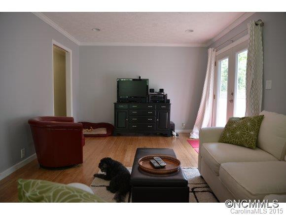 31 Arco Rd - Photo 3