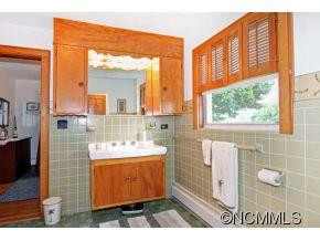 1745 Dutch Cove Road - Photo 19