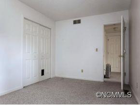 25 SPRING HOLLOW CR - Photo 13