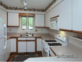 25 SPRING HOLLOW CR - Photo 6