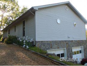1160 Beaverdam Street - Photo 2
