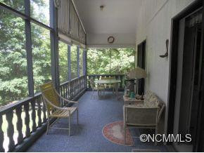211 HAYWOOD KNOLLS DRIVE - Photo 15