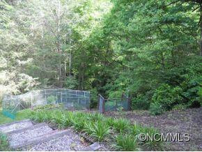 211 HAYWOOD KNOLLS DRIVE - Photo 16