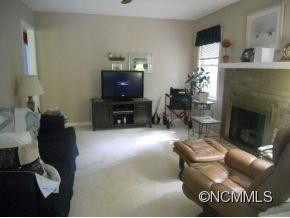 211 HAYWOOD KNOLLS DRIVE - Photo 9