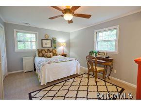 921 Indian Hills Drive - Photo 13