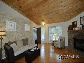 6 RAVENCROFT LANE - Photo 4